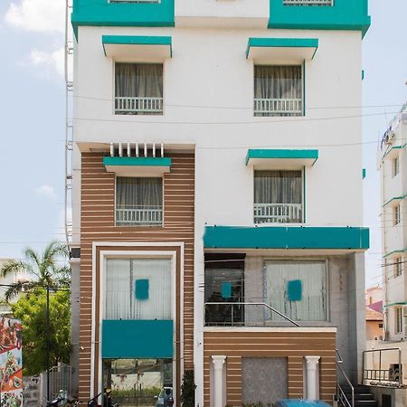 Oyo 10630 Hotel Nano Turf Madurai Dış mekan fotoğraf
