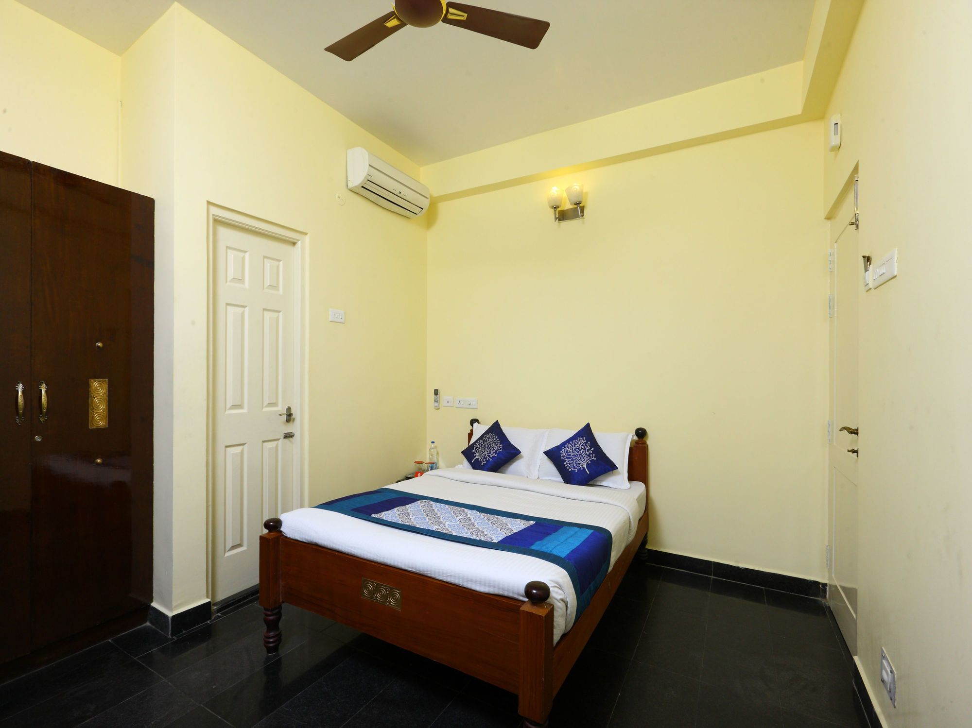Oyo 10630 Hotel Nano Turf Madurai Dış mekan fotoğraf