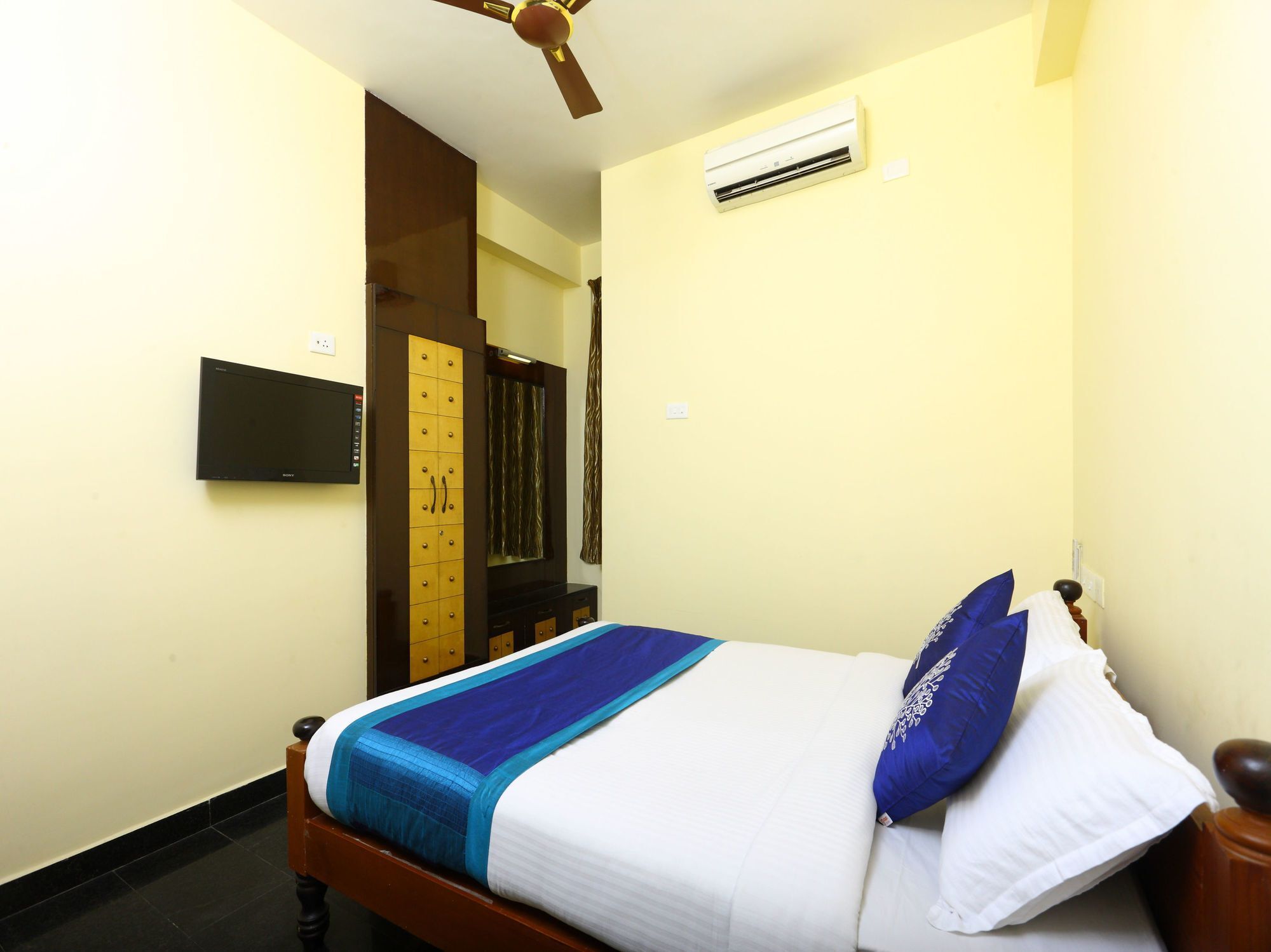 Oyo 10630 Hotel Nano Turf Madurai Dış mekan fotoğraf