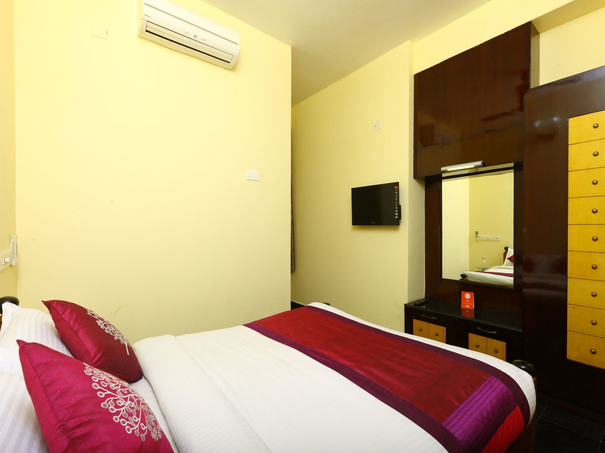 Oyo 10630 Hotel Nano Turf Madurai Dış mekan fotoğraf